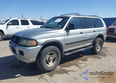 2000 Mitsubishi Montero Sport Ls/Xls z USA, uszkodzony, nr VIN JA4LS31H1YP815611